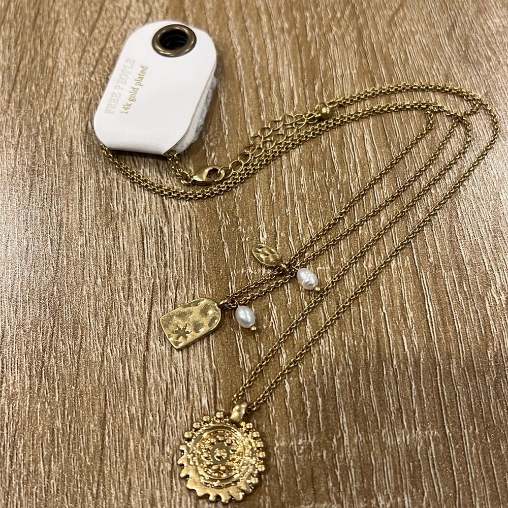 FREE PEOPLE necklace ♥️ 14k gold plated